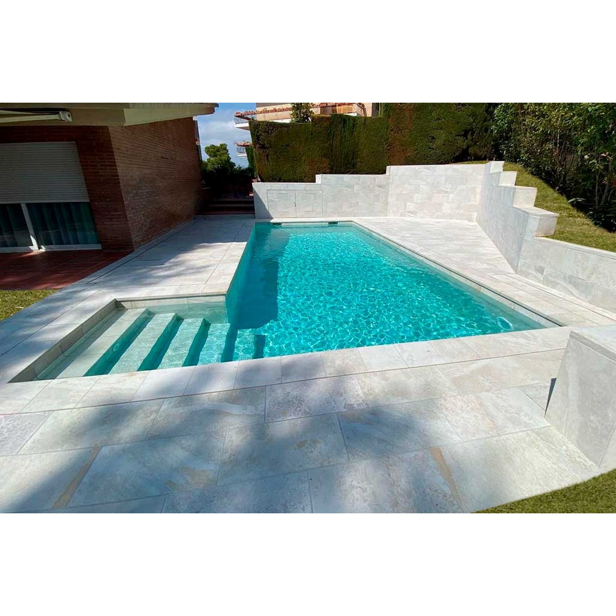 Fotografía de ambiente de la Bordes de piscina Pietro White